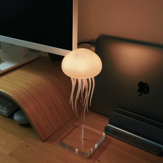 Swimming Jellyfish Lamp™